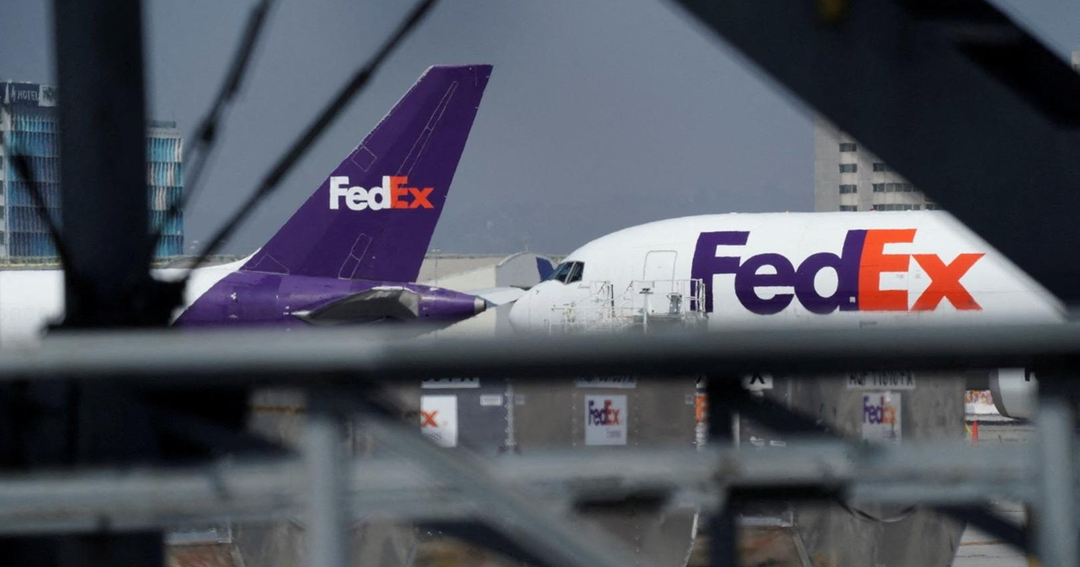 FedEx is right. A global downturn is weighing down on shipping demand.