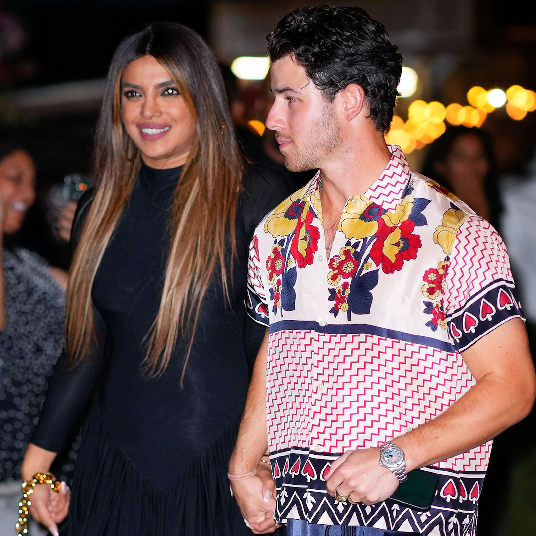 Nick Jonas & Priyanka Chopra Hold Hands While Burnin’ Up on NYC