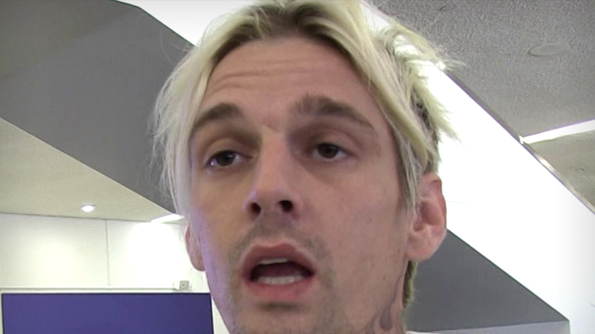 Aaron Carter Receives Welfare Check After Fans Think He’s Huffing Online